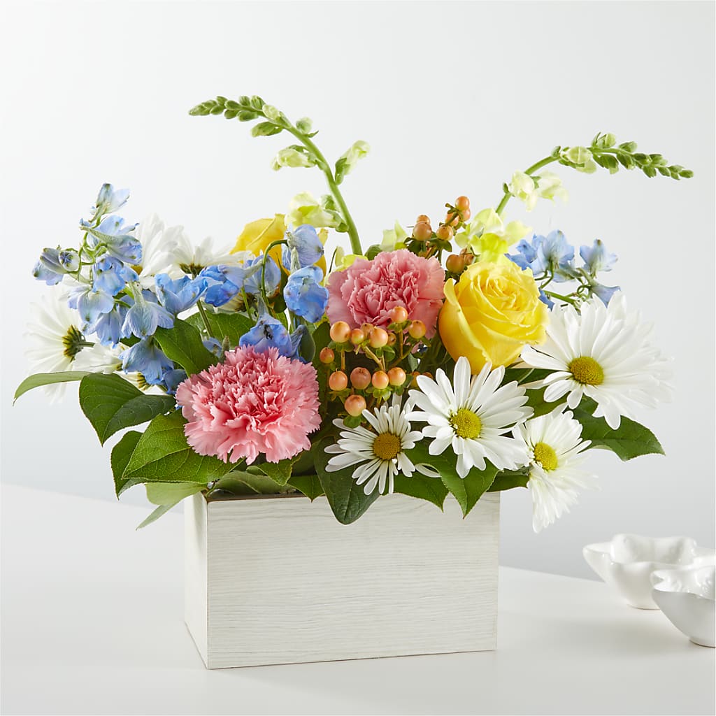 Sun Salutation Box Bouquet – Jy Floristeria, Trenton NJ