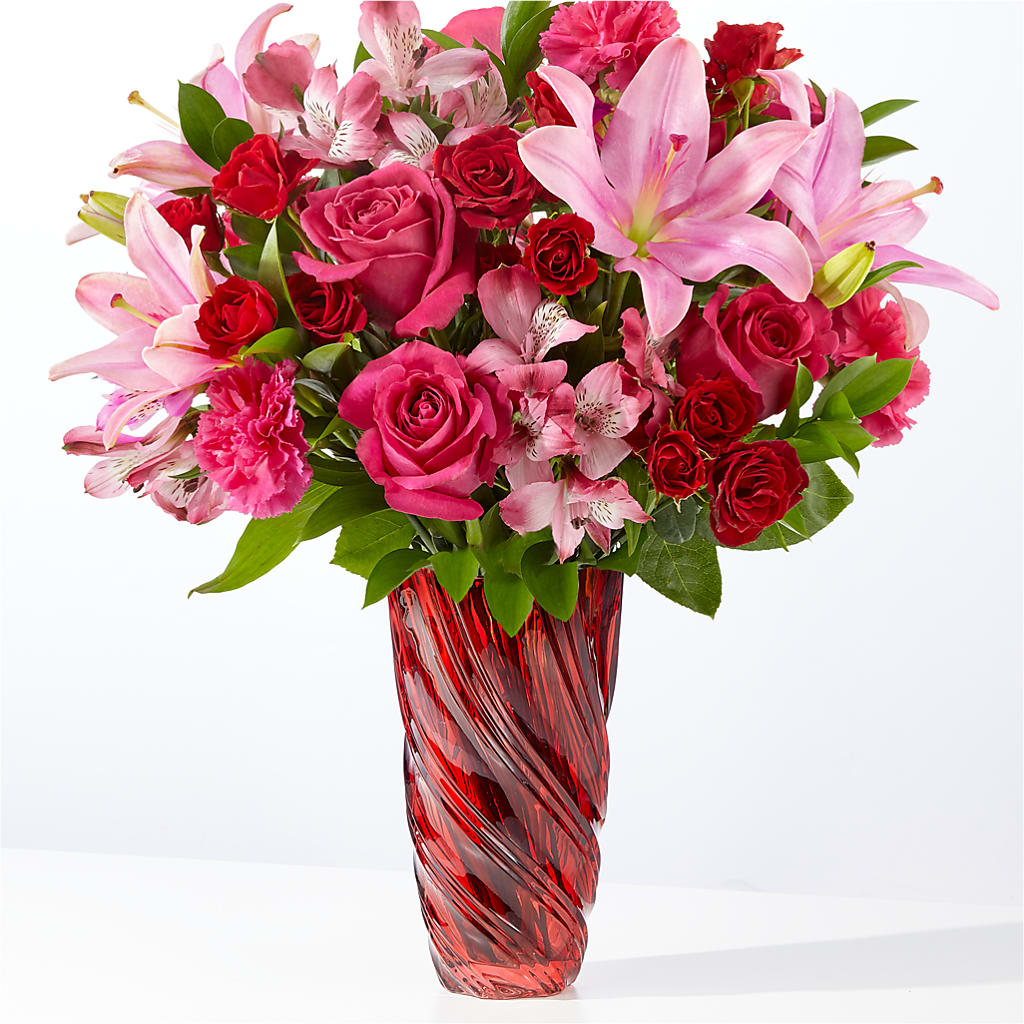 In Love Bouquet with Luxe Swirl Vase – Jy Floristeria, Trenton NJ
