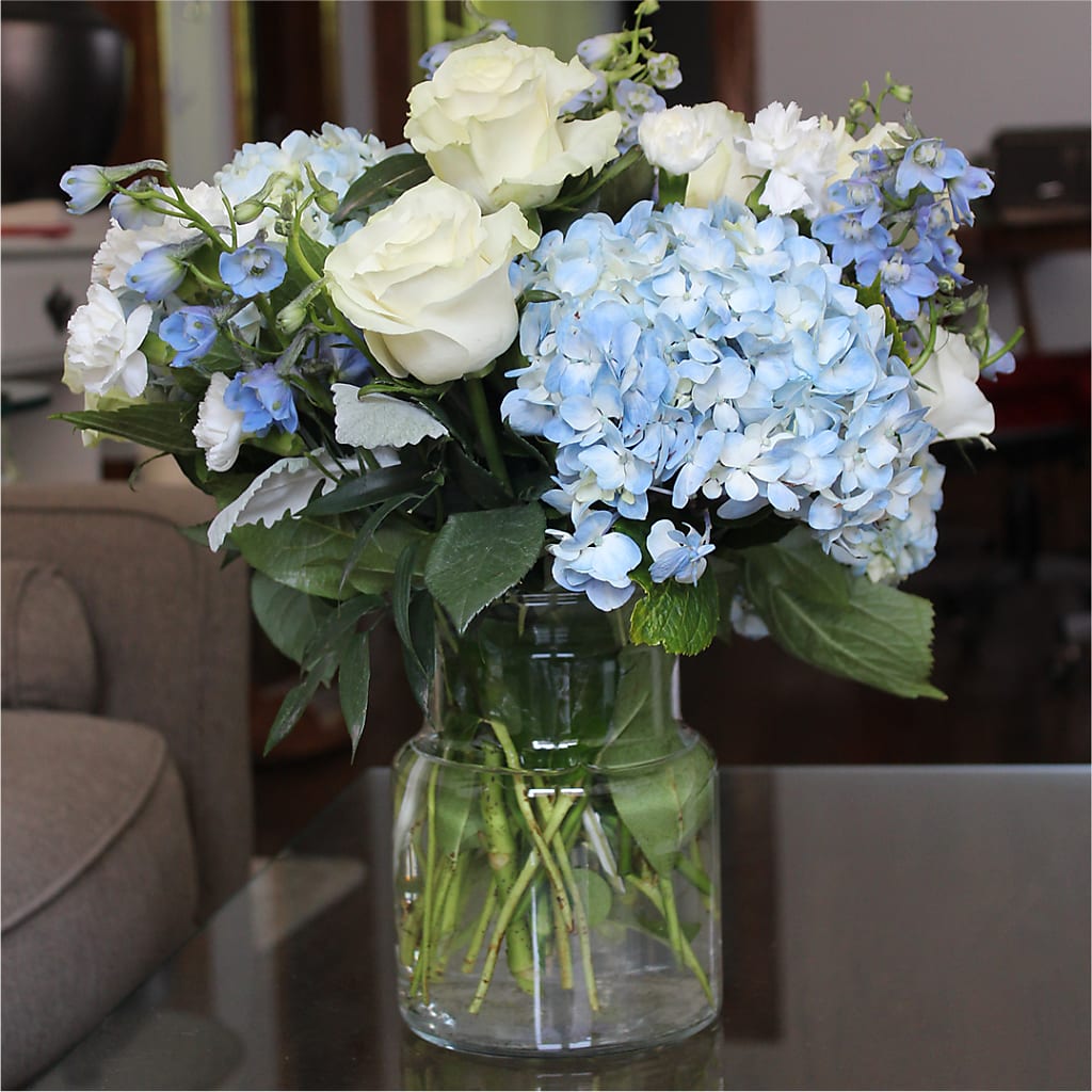 Clear Skies Bouquet – Jy Floristeria, Trenton NJ