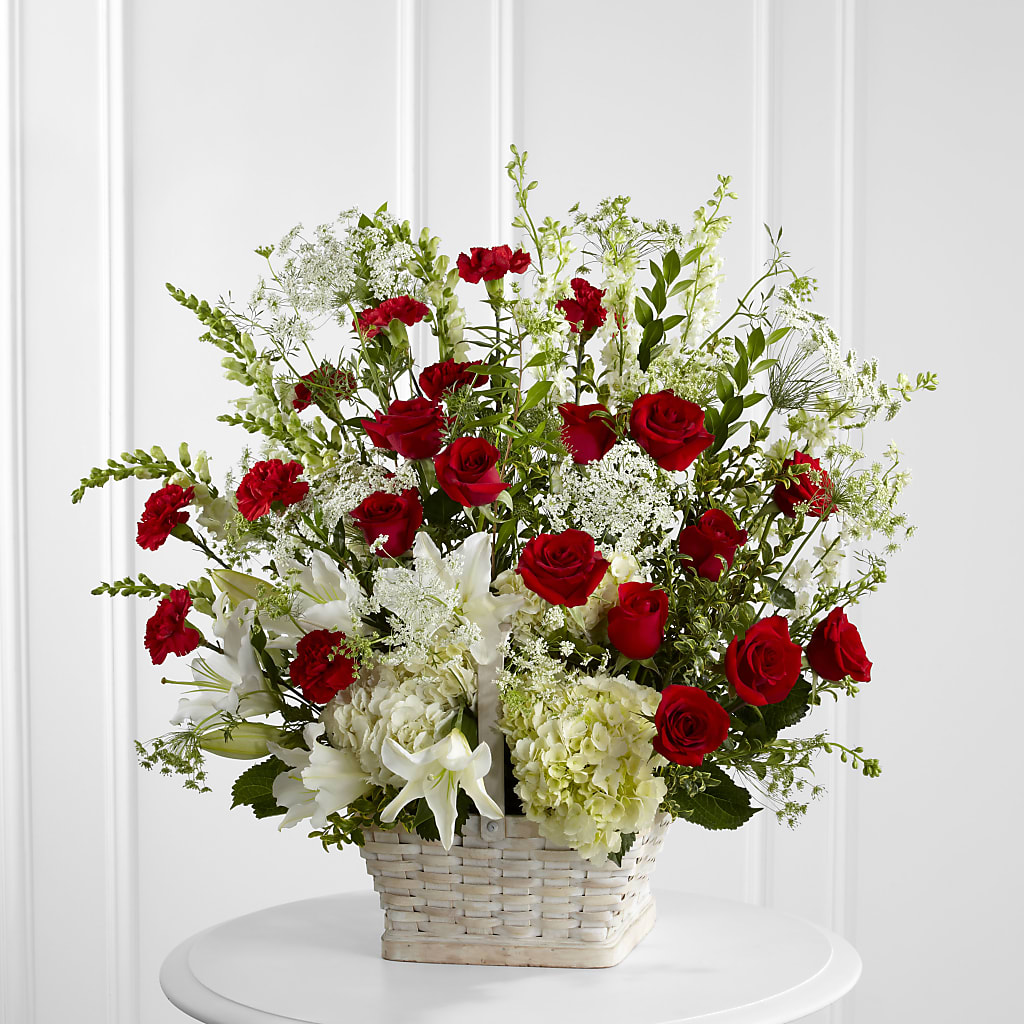 In Loving Memory Arrangement – Jy Floristeria, Trenton NJ