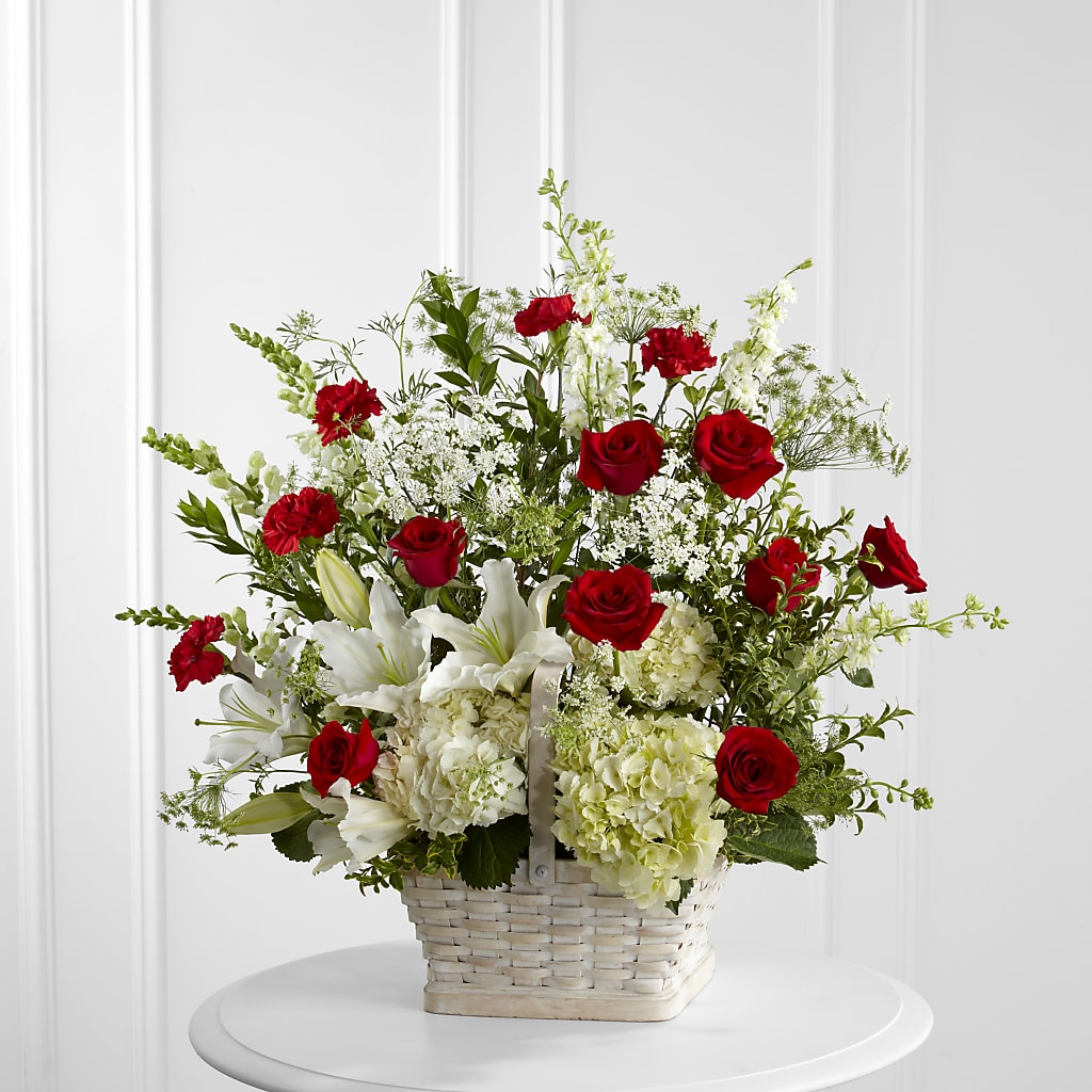 In Loving Memory Arrangement – Jy Floristeria, Trenton NJ