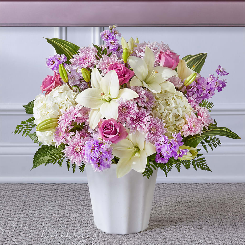 Heaven Sent Floor Basket – Jy Floristeria, Trenton NJ