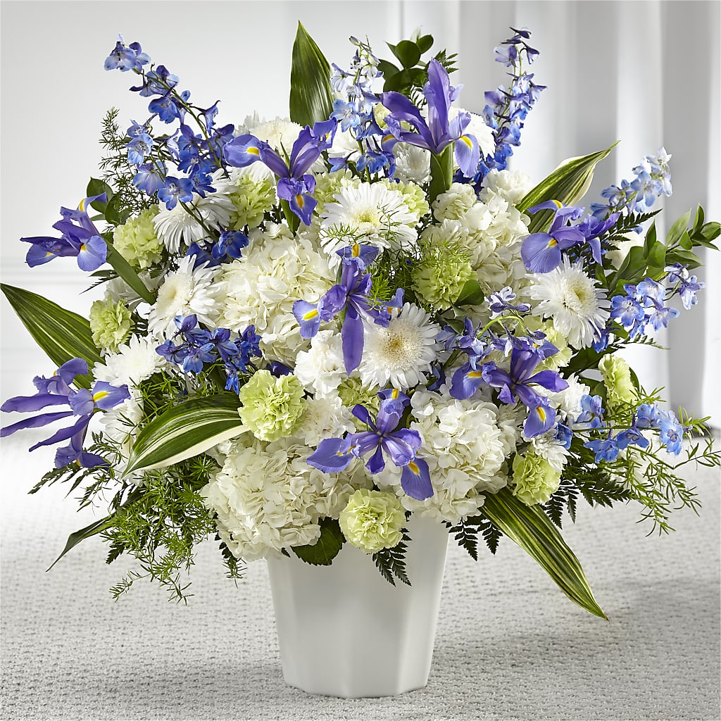 Soft Serenity Floor Basket – Jy Floristeria, Trenton NJ