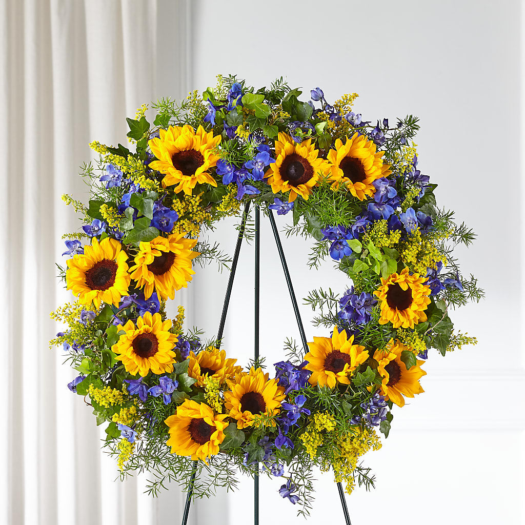 Bright Rays Wreath – Jy Floristeria, Trenton NJ