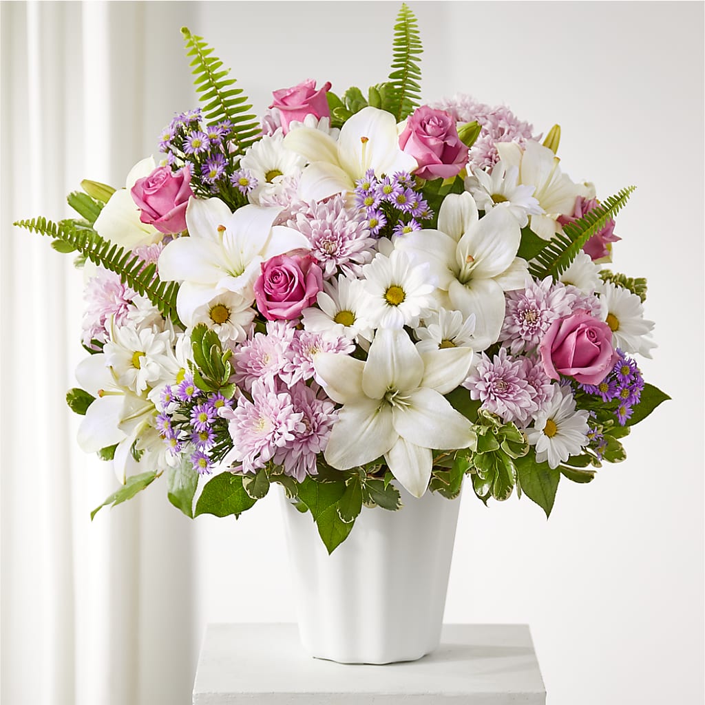 Warmest Thoughts Tabletop Basket – Jy Floristeria, Trenton NJ