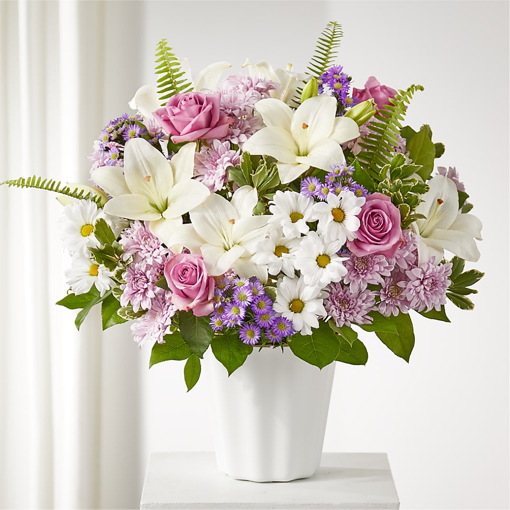 Warmest Thoughts Tabletop Basket – Jy Floristeria, Trenton NJ