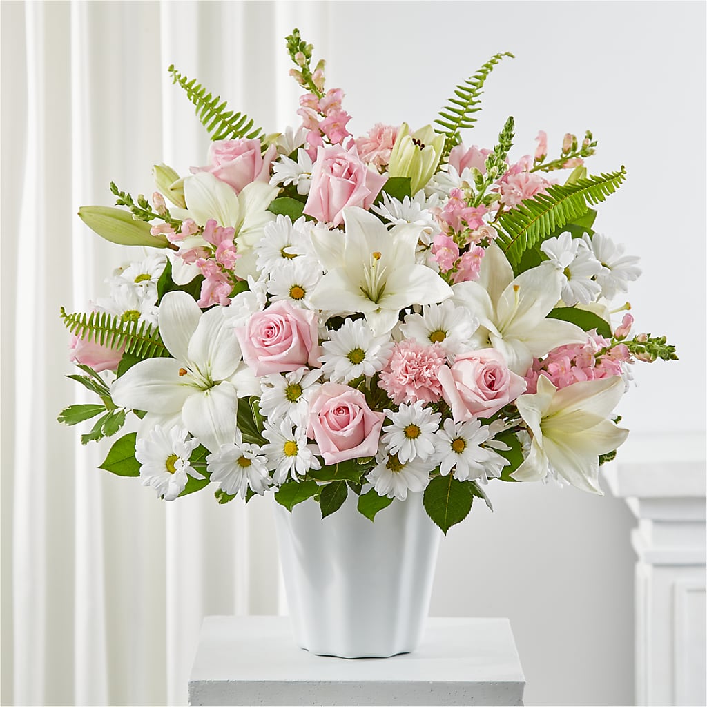 Soft Touch Tabletop Basket – Jy Floristeria, Trenton NJ