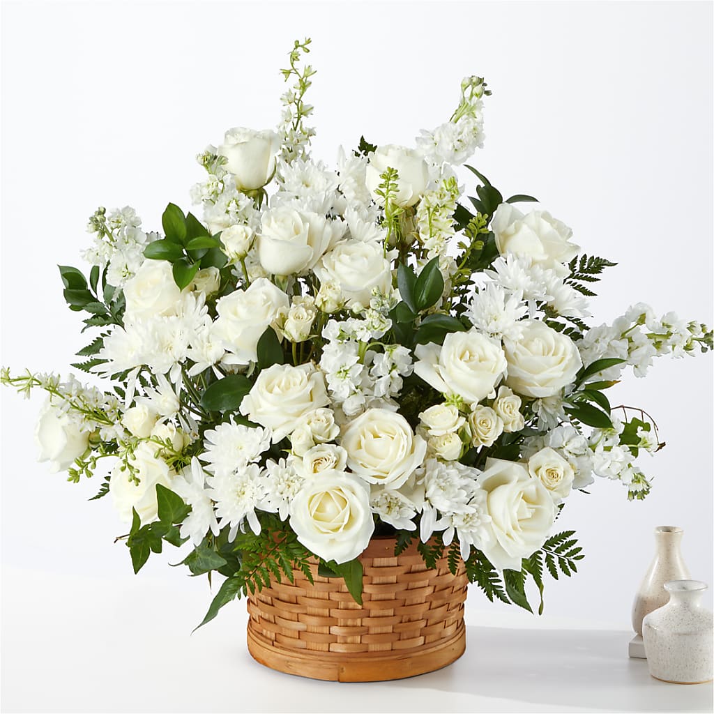 Heartfelt Condolences Arrangement – Jy Floristeria, Trenton NJ