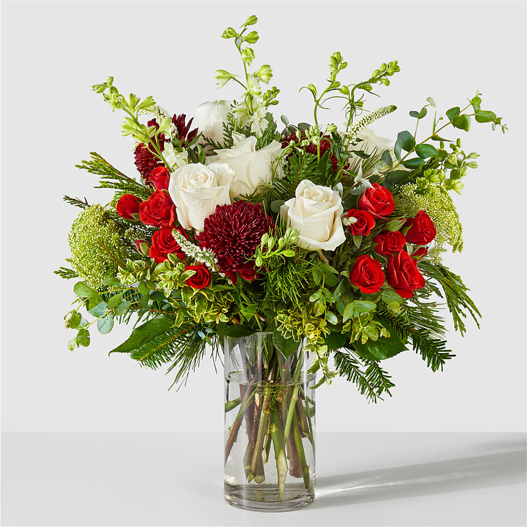 Favorite Traditions Bouquet – Jy Floristeria, Trenton NJ