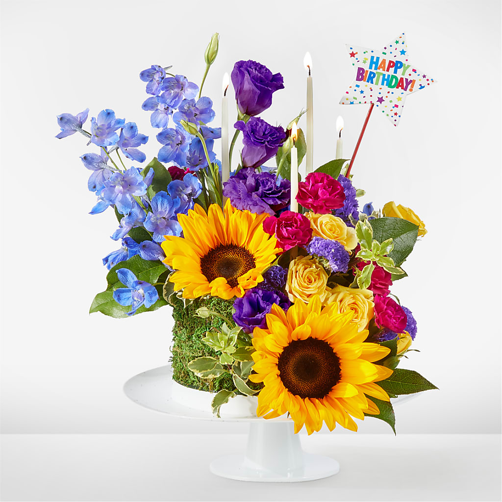 Star of the Day Floral Cake – Jy Floristeria, Trenton NJ
