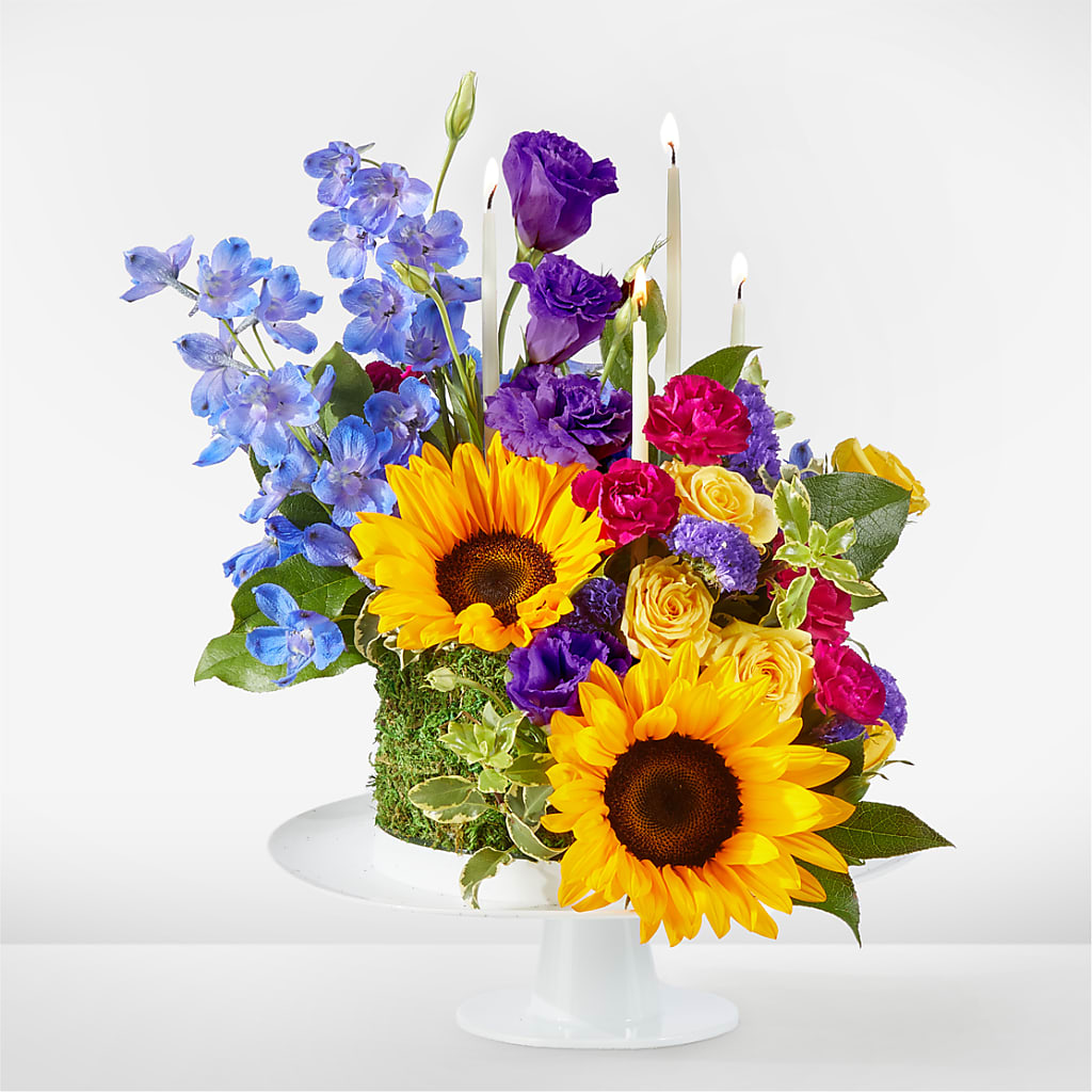 Star of the Day Floral Cake – Jy Floristeria, Trenton NJ