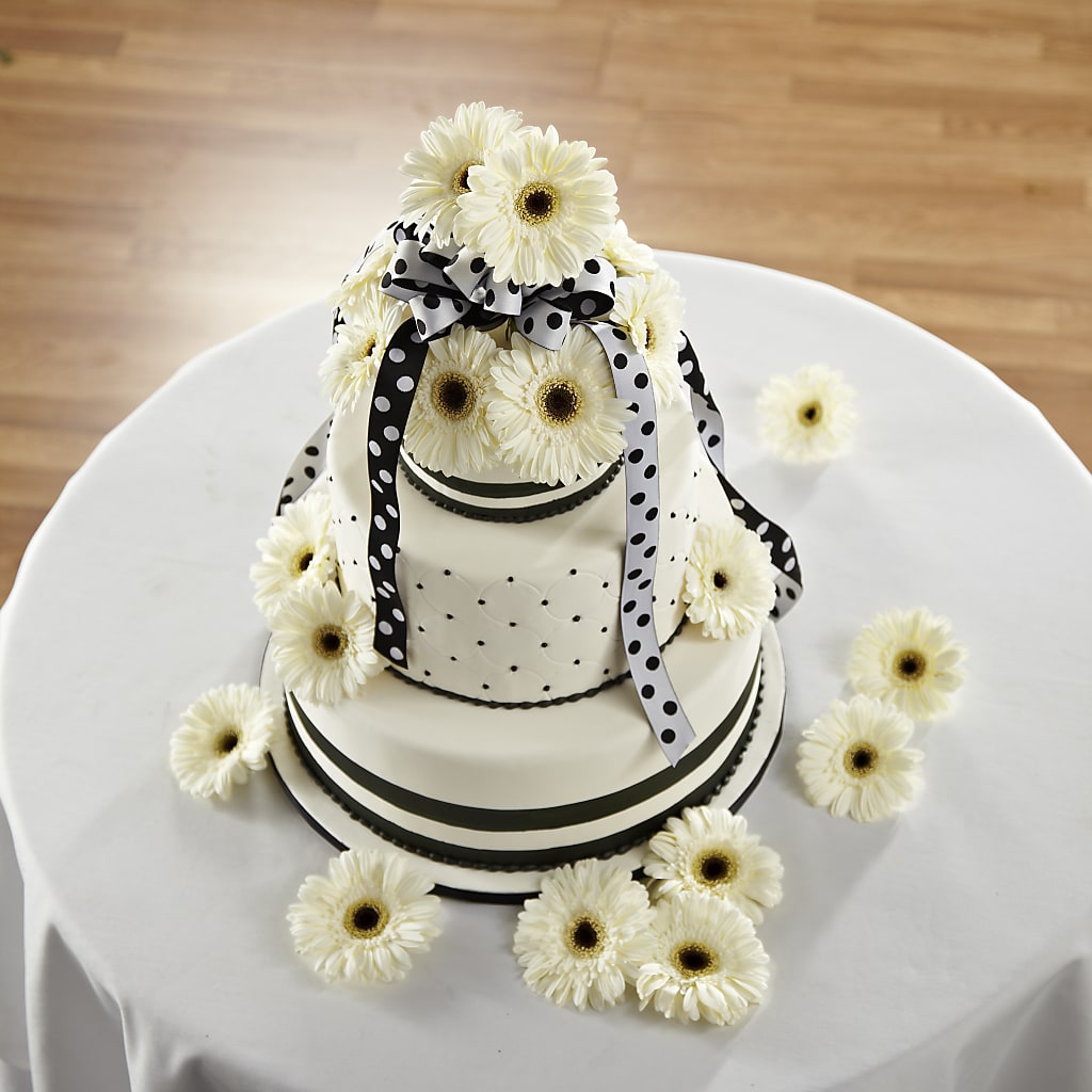 Simple Sophistication Cake Décor – Jy Floristeria, Trenton NJ