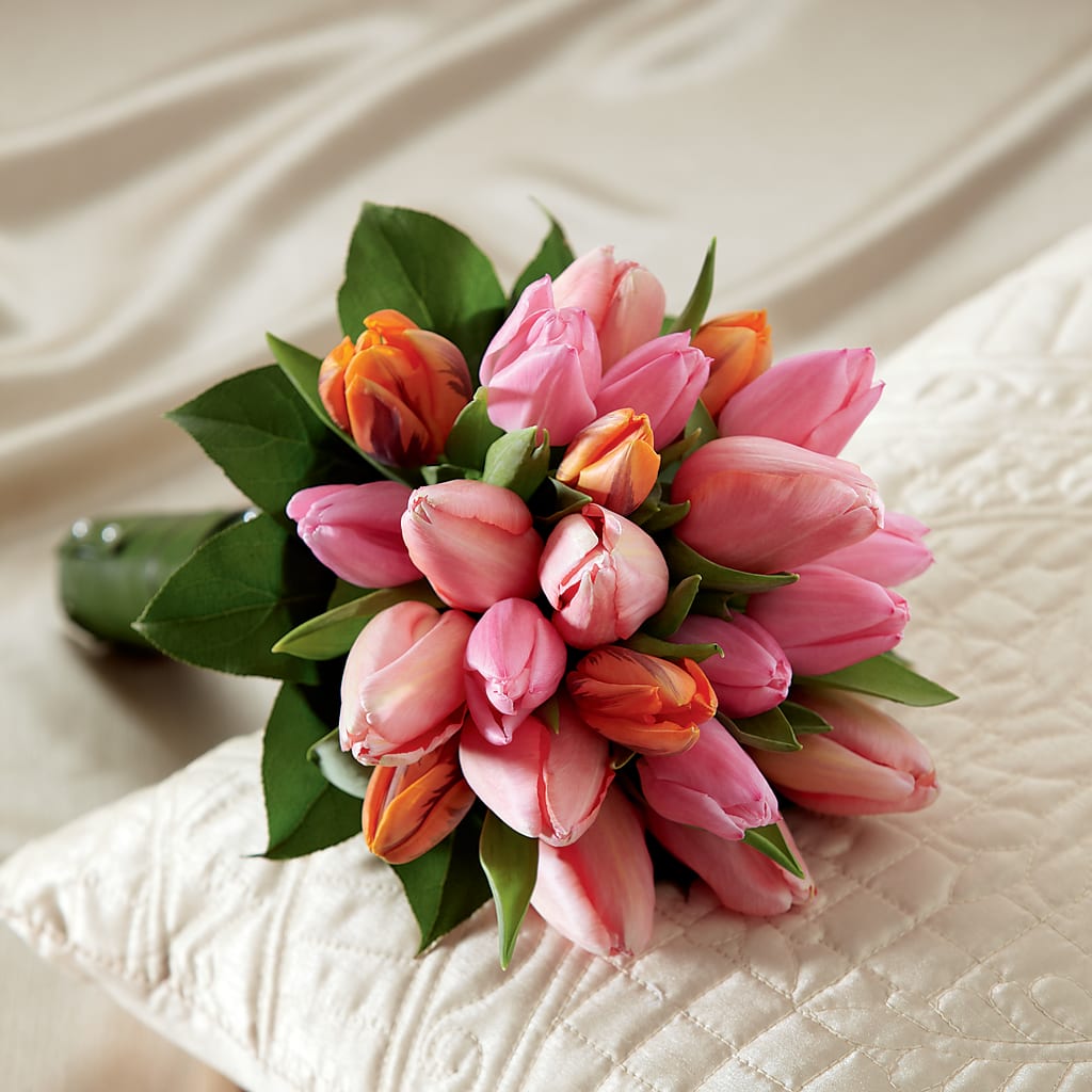 Embraceable Bouquet – Jy Floristeria, Trenton NJ