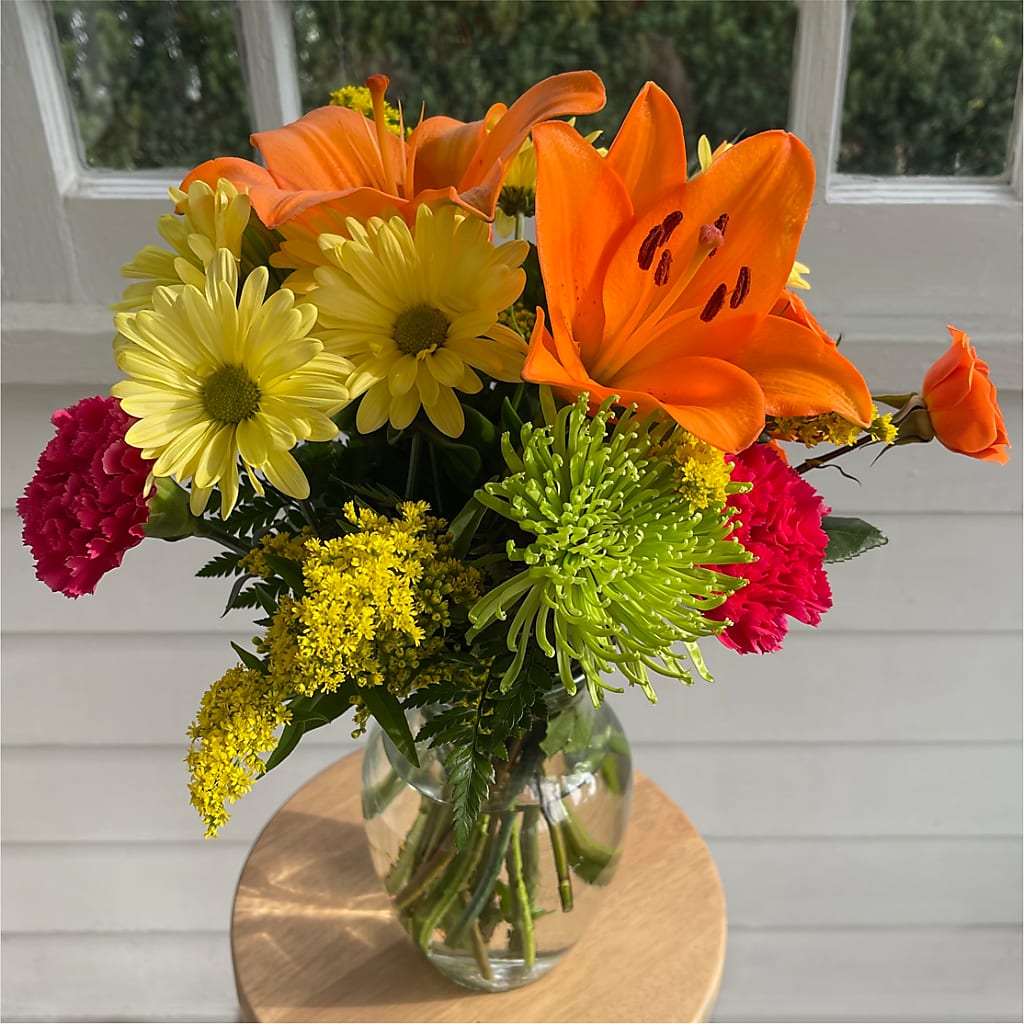 Bold & Bright – A Florist Original –  Jy Floristeria, Trenton NJ