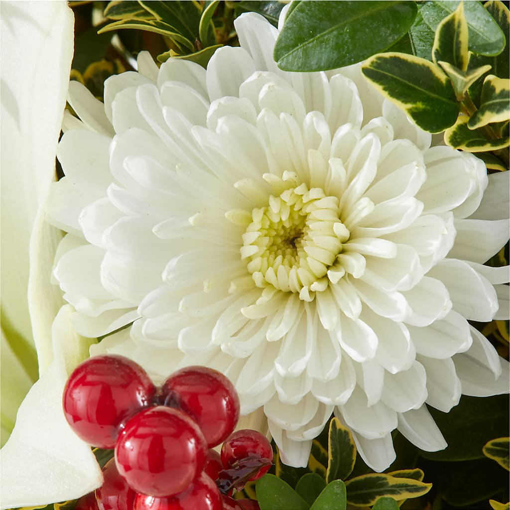 Festive Moments Tree –  Jy Floristeria, Trenton NJ
