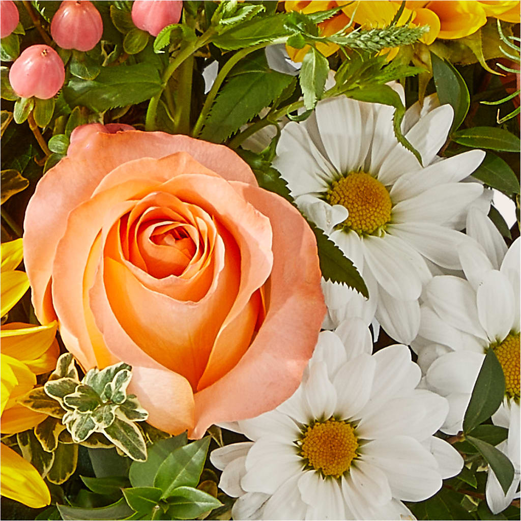The Good Life Bouquet –  Jy Floristeria, Trenton NJ