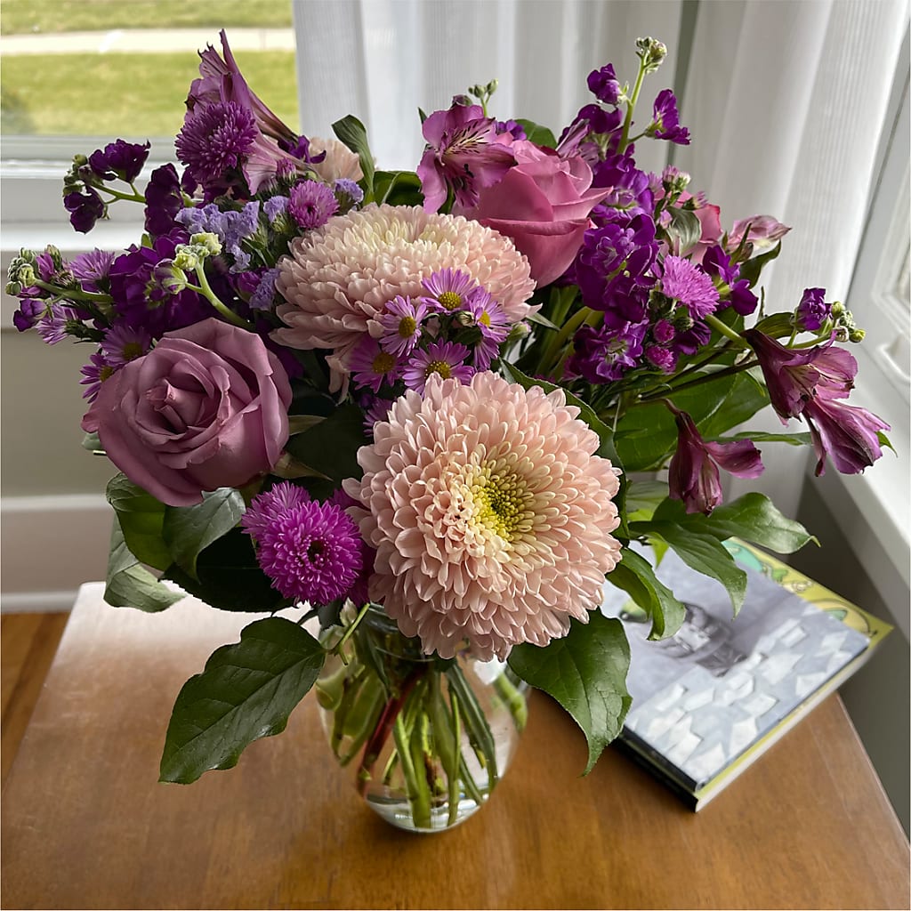 Ultraviolet Bouquet –  Jy Floristeria, Trenton NJ