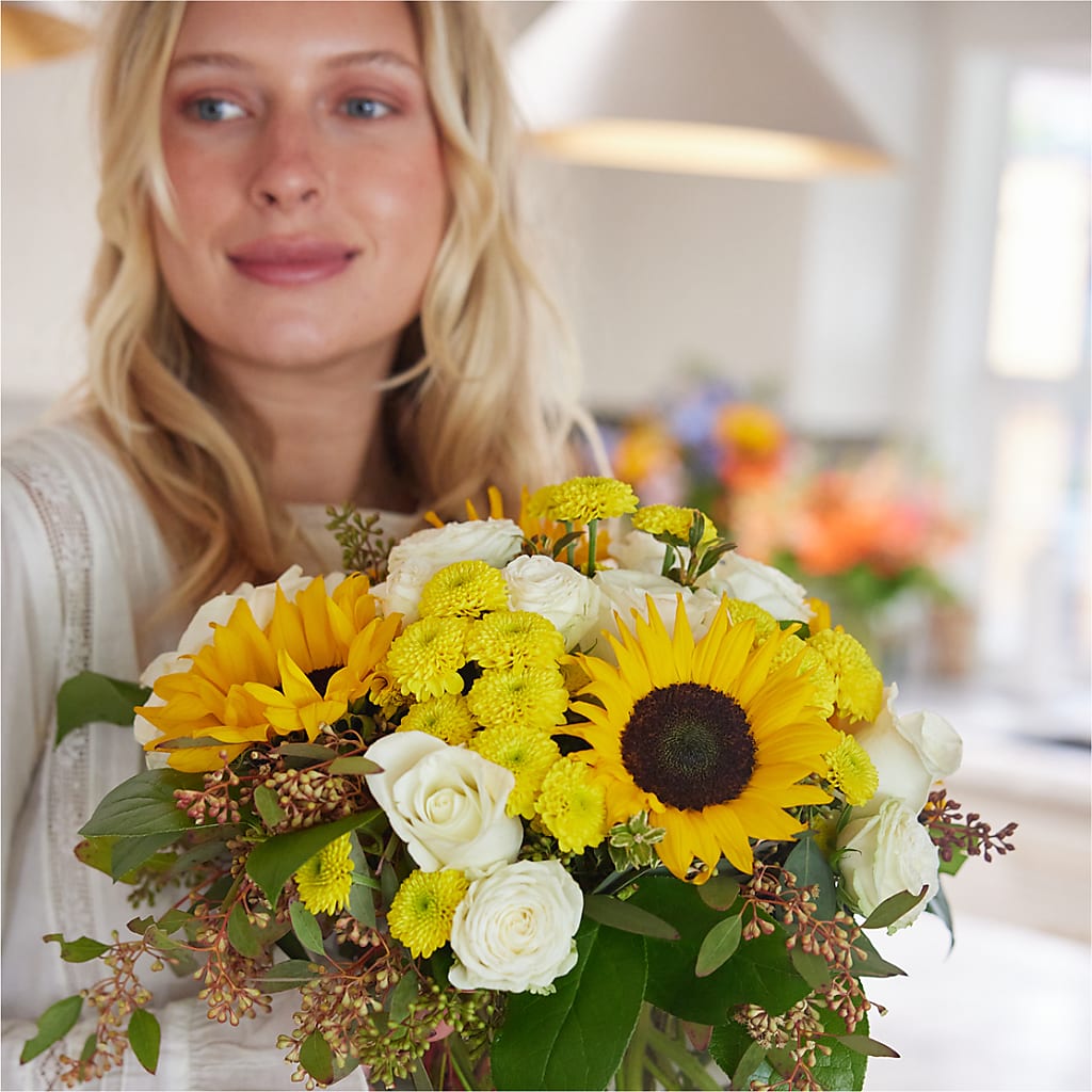 Luminous Morning Bouquet –  Jy Floristeria, Trenton NJ