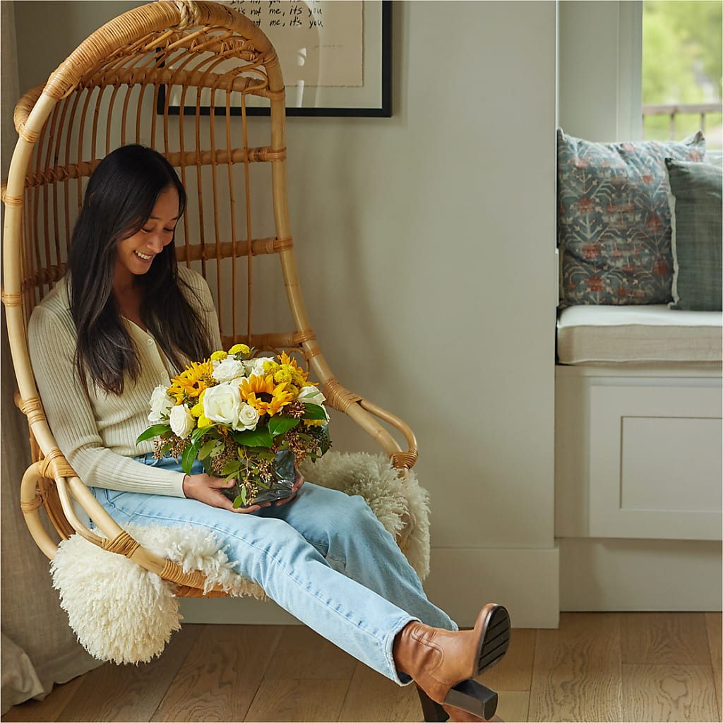 Luminous Morning Bouquet –  Jy Floristeria, Trenton NJ