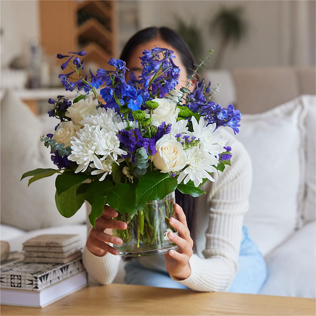 Cerulean Waves Bouquet –  Jy Floristeria, Trenton NJ