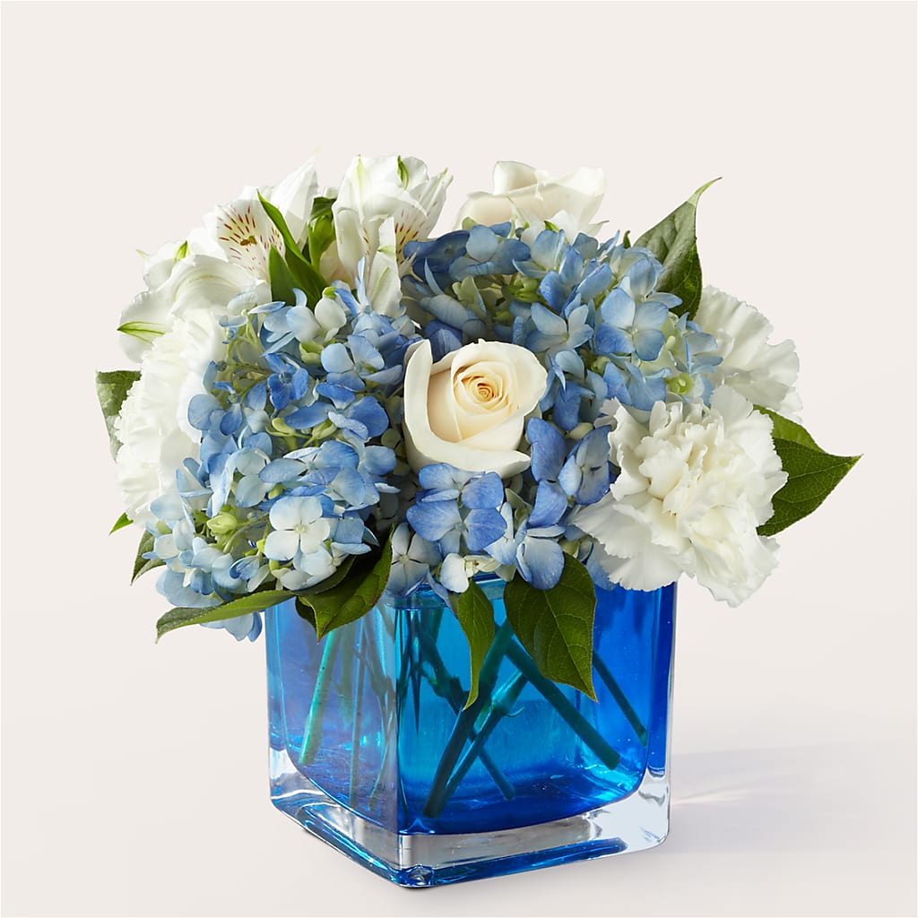 Soothing Waters Bouquet –  Jy Floristeria, Trenton NJ