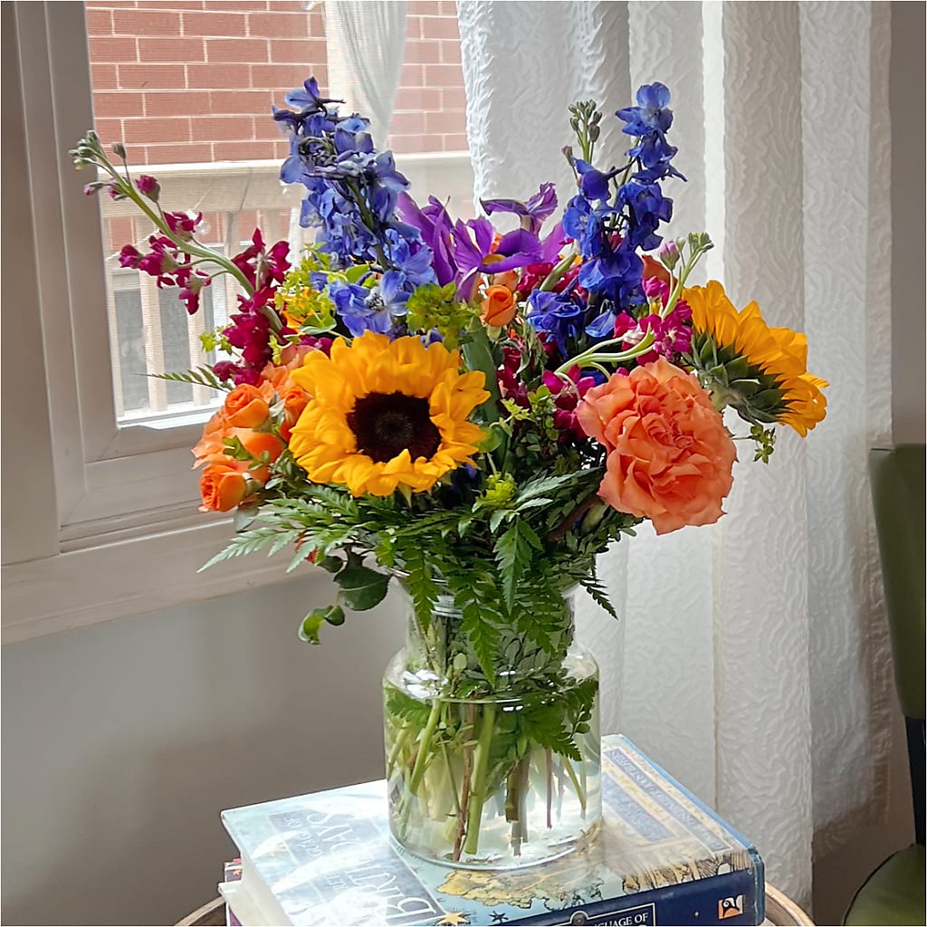 Rays of Life Bouquet –  Jy Floristeria, Trenton NJ