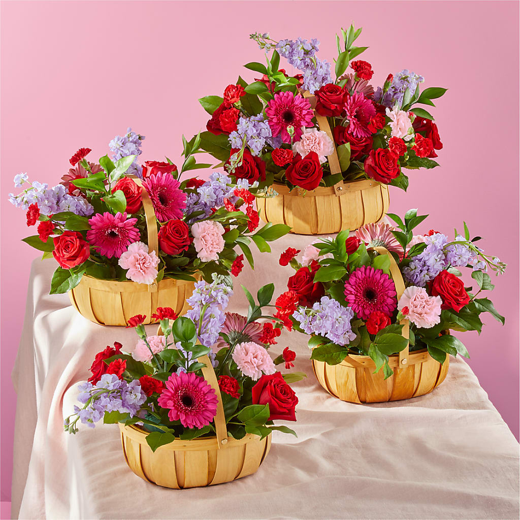 Pink Picnic Basket –  Jy Floristeria, Trenton NJ