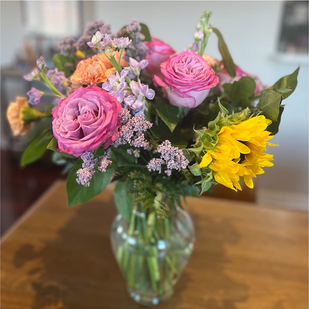 Yellow Brick Road Bouquet –  Jy Floristeria, Trenton NJ