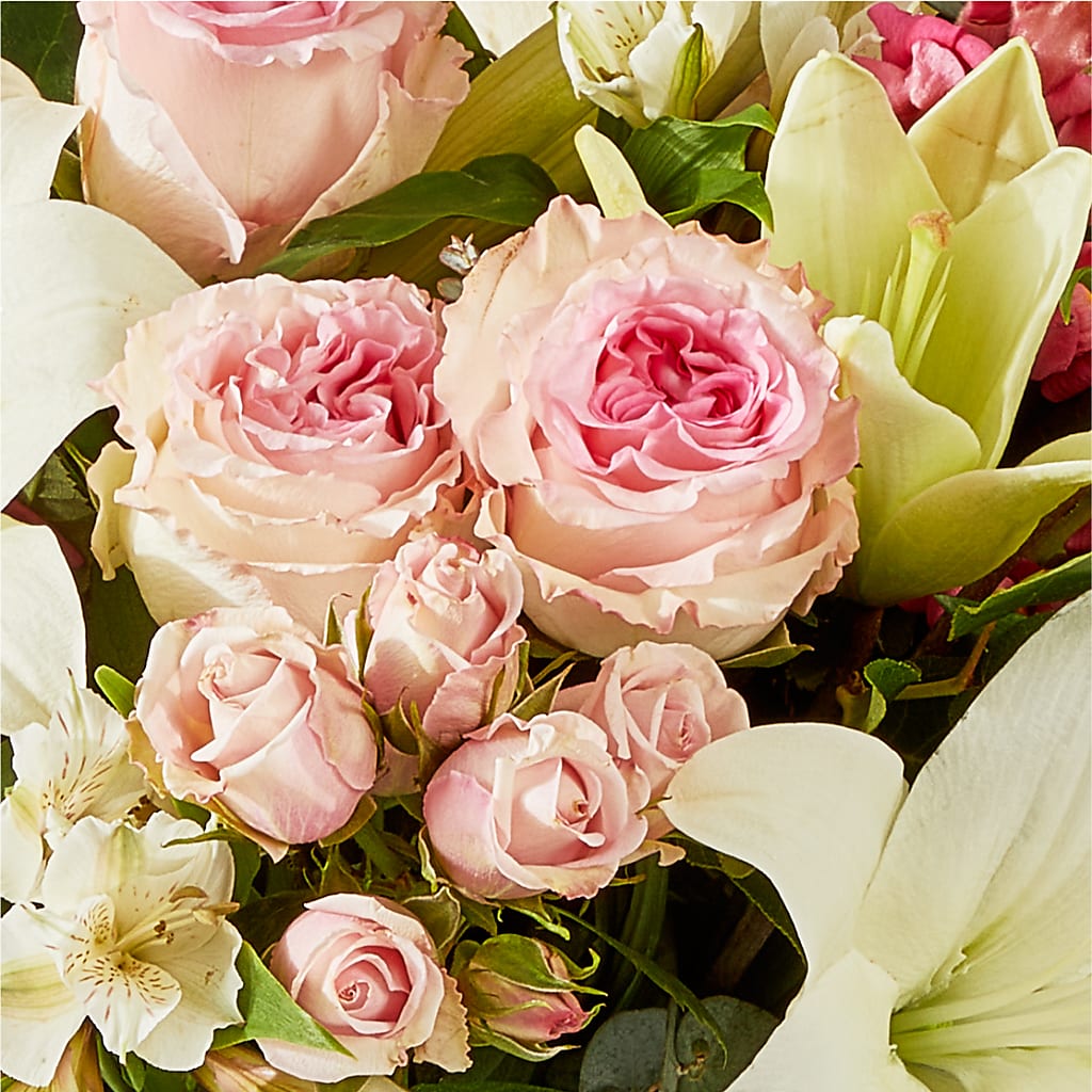Ballet Slippers Bouquet –  Jy Floristeria, Trenton NJ