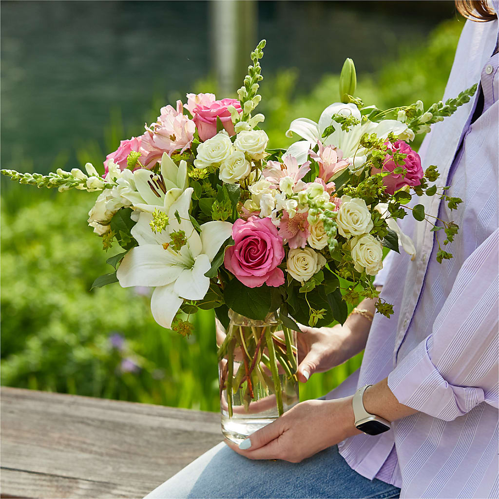 Fondly Bouquet –  Jy Floristeria, Trenton NJ